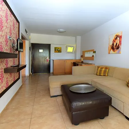 Estalagem Rhodes Premium Suite, Romantic Private Jacuzzi Ialysos (Rhodes)