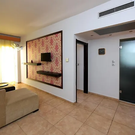 Rhodes Premium Suite, Romantic Private Jacuzzi Värdshus