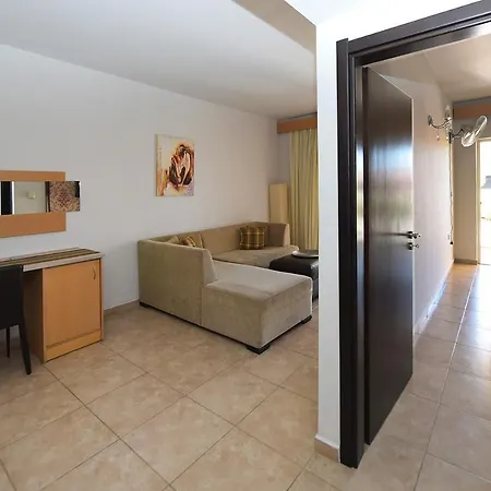 Han/Misafirhane Rhodes Premium Suite, Romantic Private Jacuzzi *